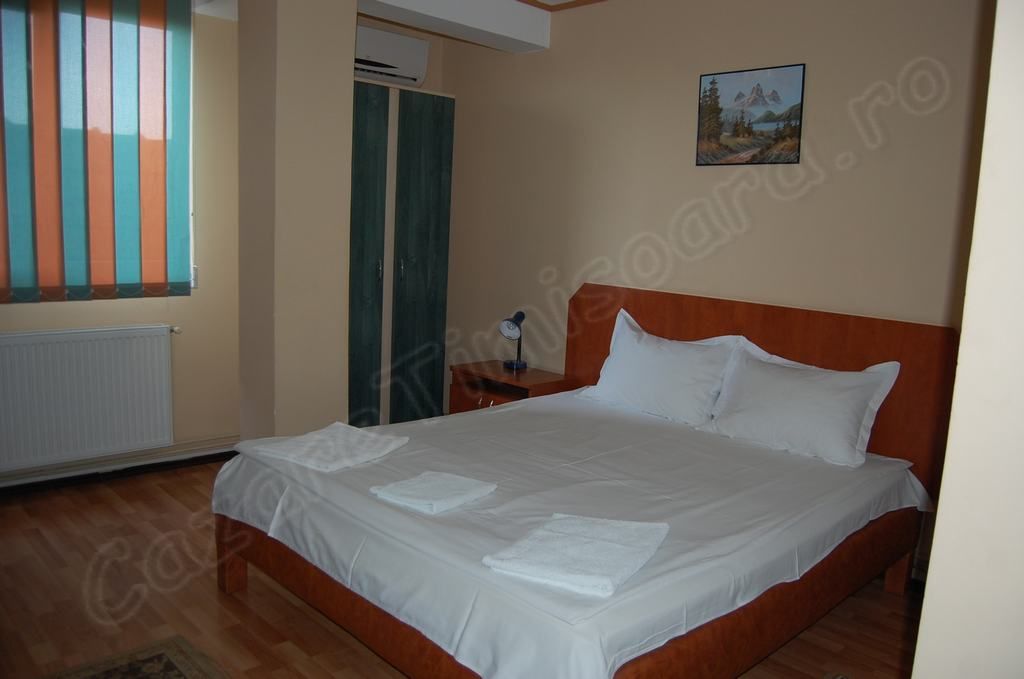 Cazare in Timisoara - PENSIUNEA IVU &  RAUL - Giroc (2 Km De Timisoara)