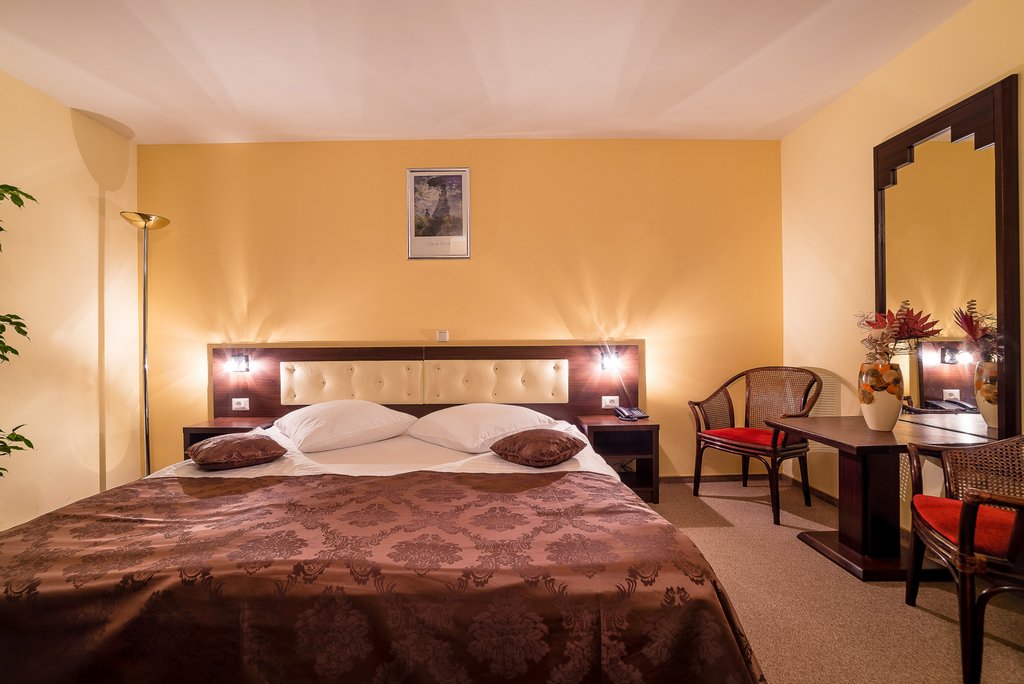 Cazare in Timisoara - HOTEL NEON - Timisoara Cazare in Timisoara - HOTEL NEON - Timisoara