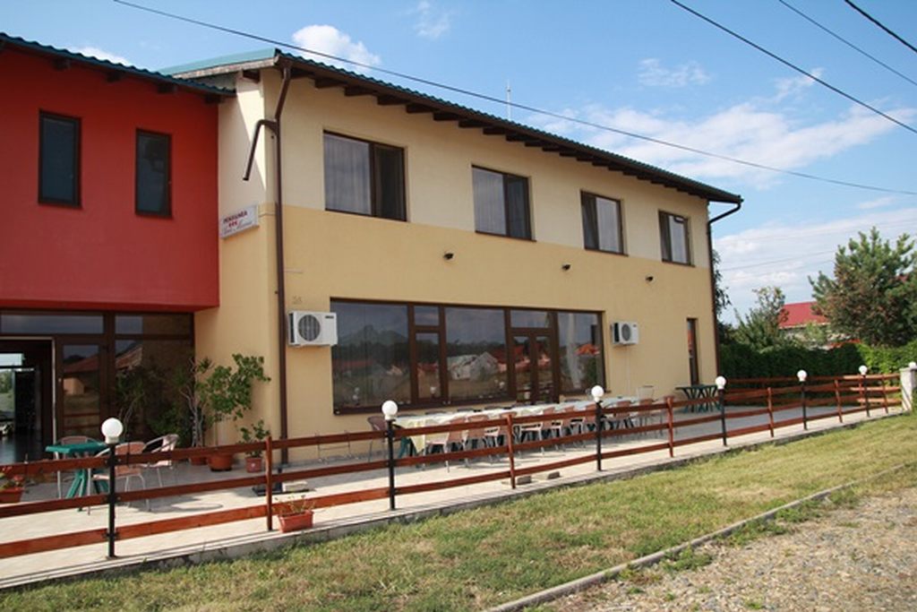 Cazare in Timisoara - PENSIUNEA  ANA MARIA - Dumbravita-timisoara