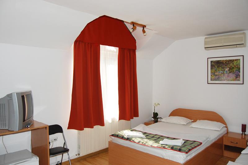 Cazare in Timisoara - PENSIUNEA NEXT - Timisoara